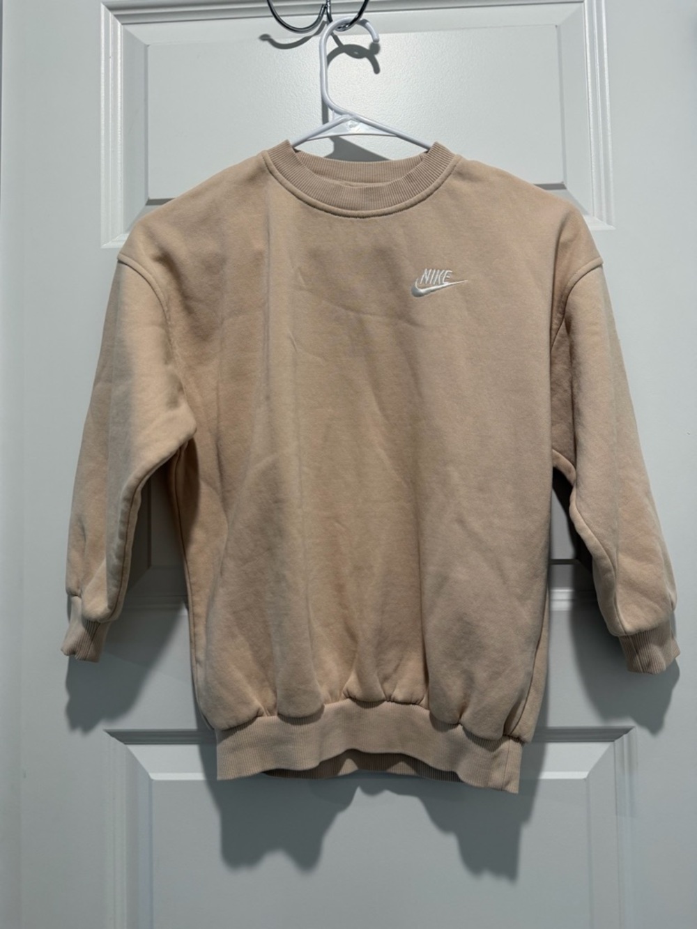 Nike Youth Crewneck Sweatshirt in Beige with White Swoosh